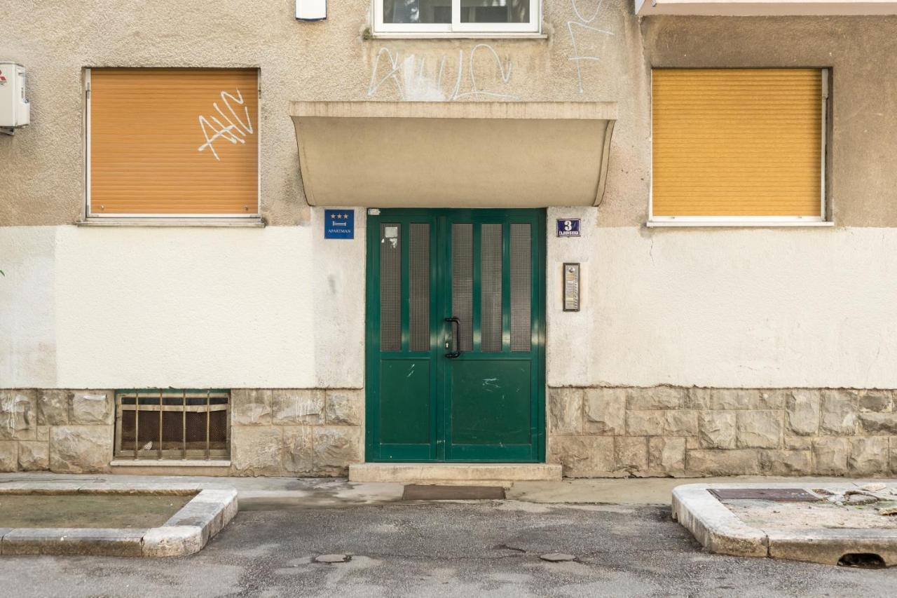 Down Town Apartment Спліт Екстер'єр фото